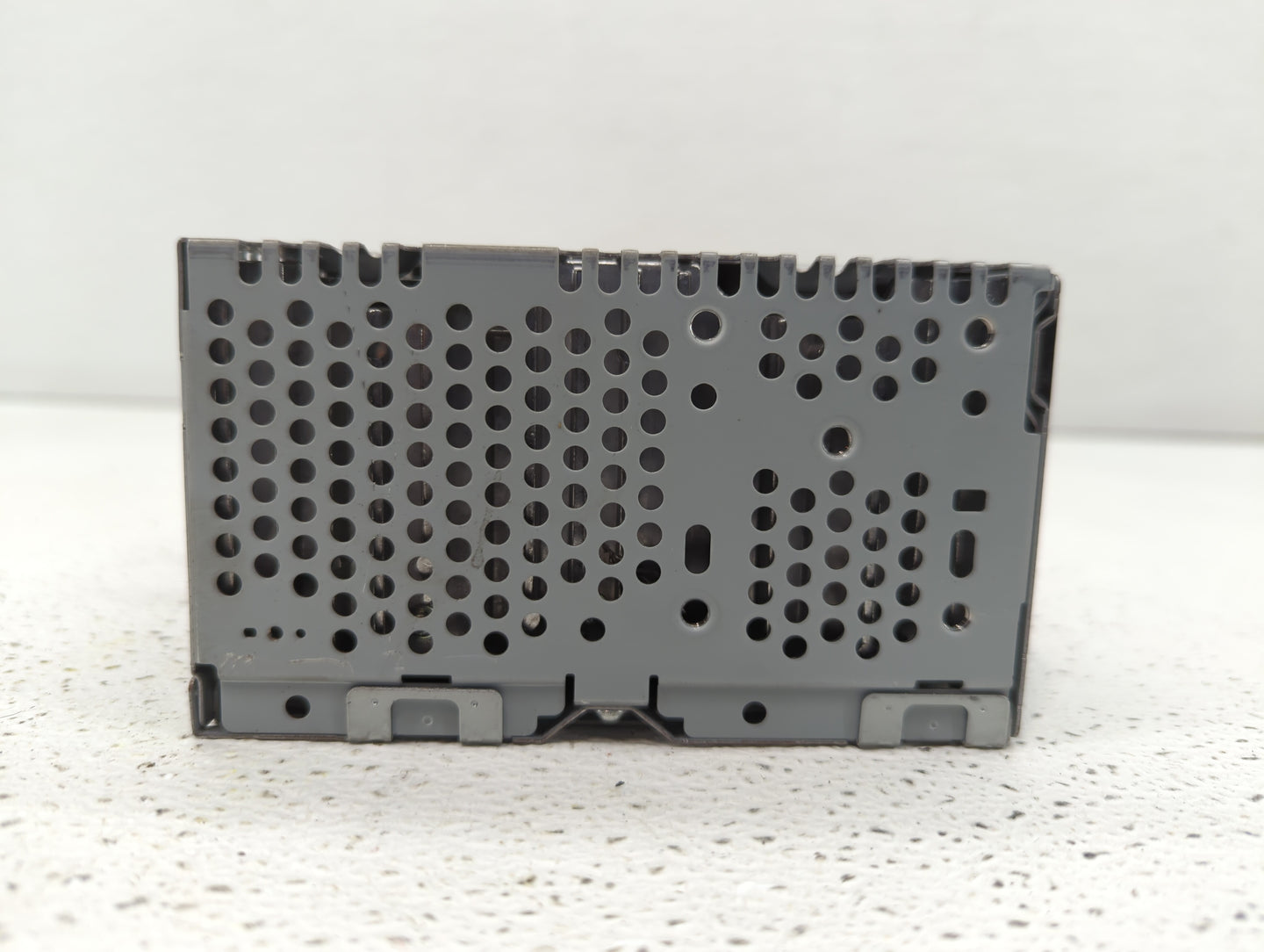 2017 Ford Explorer Radio AM FM Cd Player Receiver Replacement P/N:HB5T-19C107-BB HB5T-19C107-BA Fits OEM Used Auto Parts - O