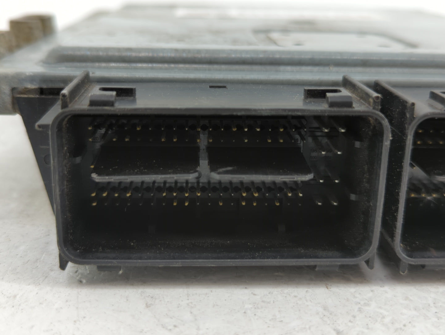 2016-2019 Ford Explorer PCM Engine Control Computer ECU ECM PCU OEM P/N:GB5A-12A650-BZA GK4A-12A650-GA Fits OEM Used Auto Pa