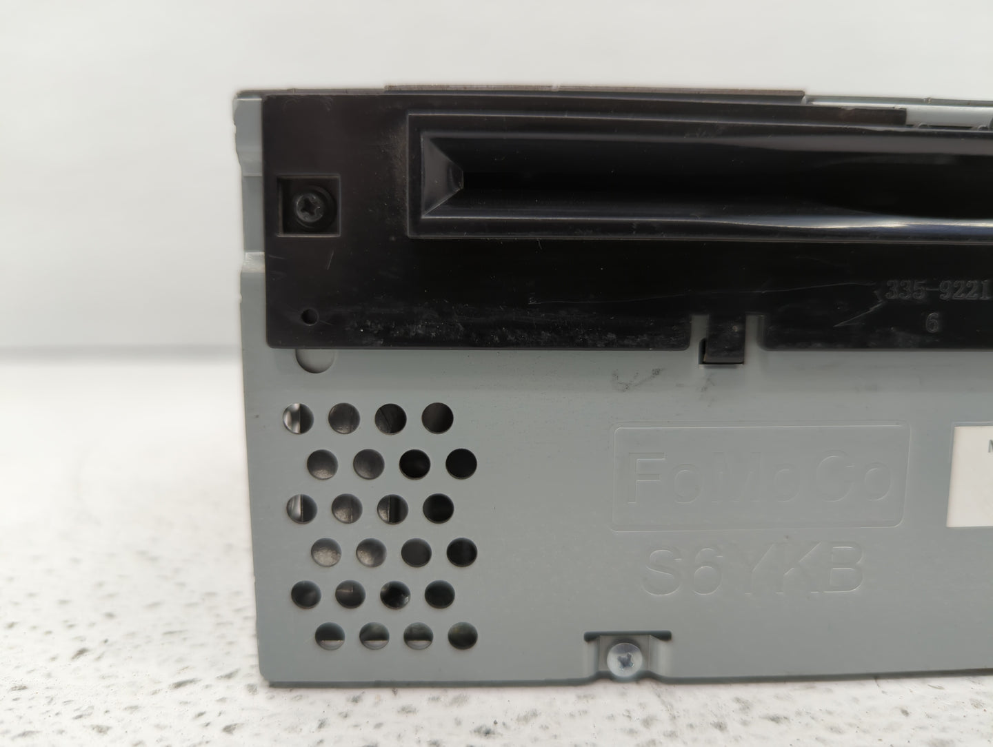 2017 Ford Explorer Am Fm Cd Player Radio Receiver - Oemusedautoparts1.com