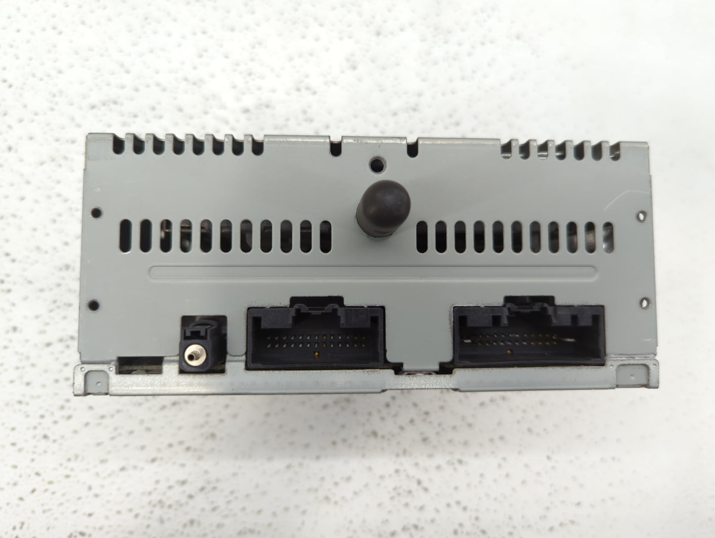2017 Ford Explorer Am Fm Cd Player Radio Receiver - Oemusedautoparts1.com