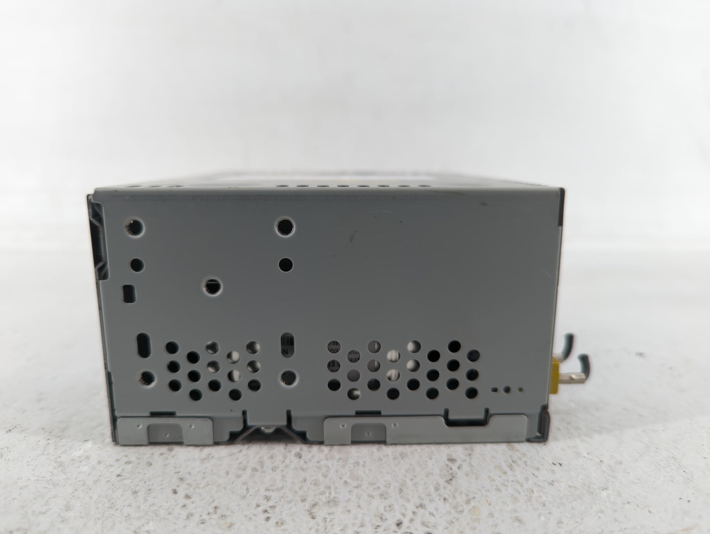 2017 Ford Explorer Am Fm Cd Player Radio Receiver - Oemusedautoparts1.com