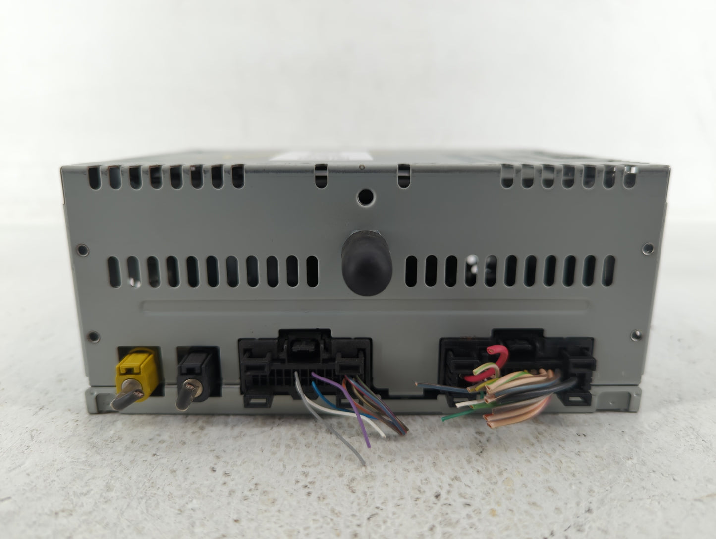 2017 Ford Explorer Am Fm Cd Player Radio Receiver - Oemusedautoparts1.com
