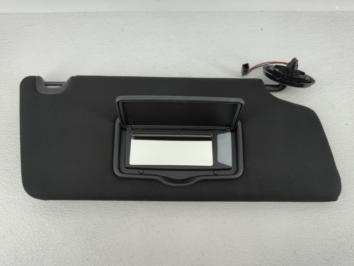 2017 Ford Explorer Sun Visor Shade Replacement Passenger Right Mirror Fits OEM Used Auto Parts - Oemusedautoparts1.com