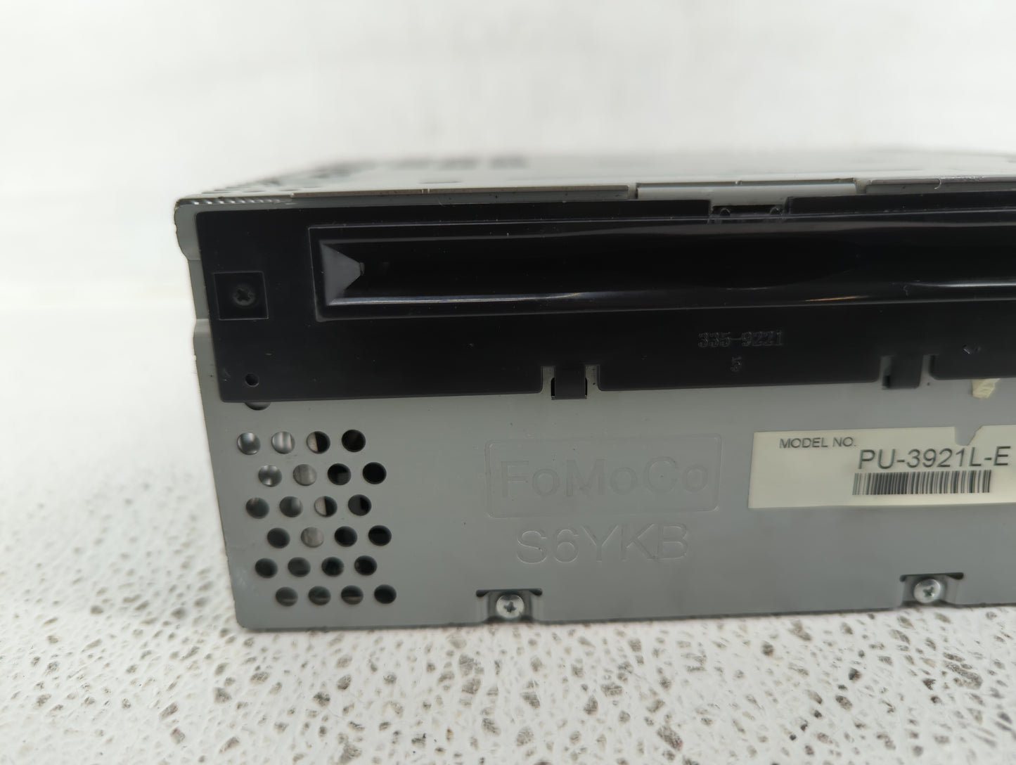 2017 Ford Explorer Radio AM FM Cd Player Receiver Replacement P/N:JB5T-19C107-AB Fits OEM Used Auto Parts - Oemusedautoparts
