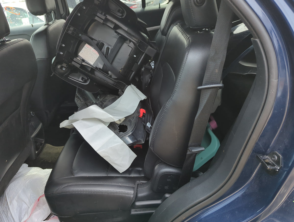 2017 Ford Explorer Rear Seat Oem 5006422 - Oemusedautoparts1.com