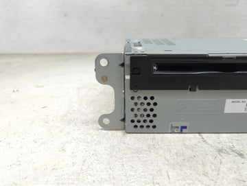 2016-2017 Ford Explorer Radio AM FM Cd Player Receiver Replacement P/N:PU-3922L-B GB5T-19C107-BG Fits Fits 2016 2017 OEM Used Auto Parts