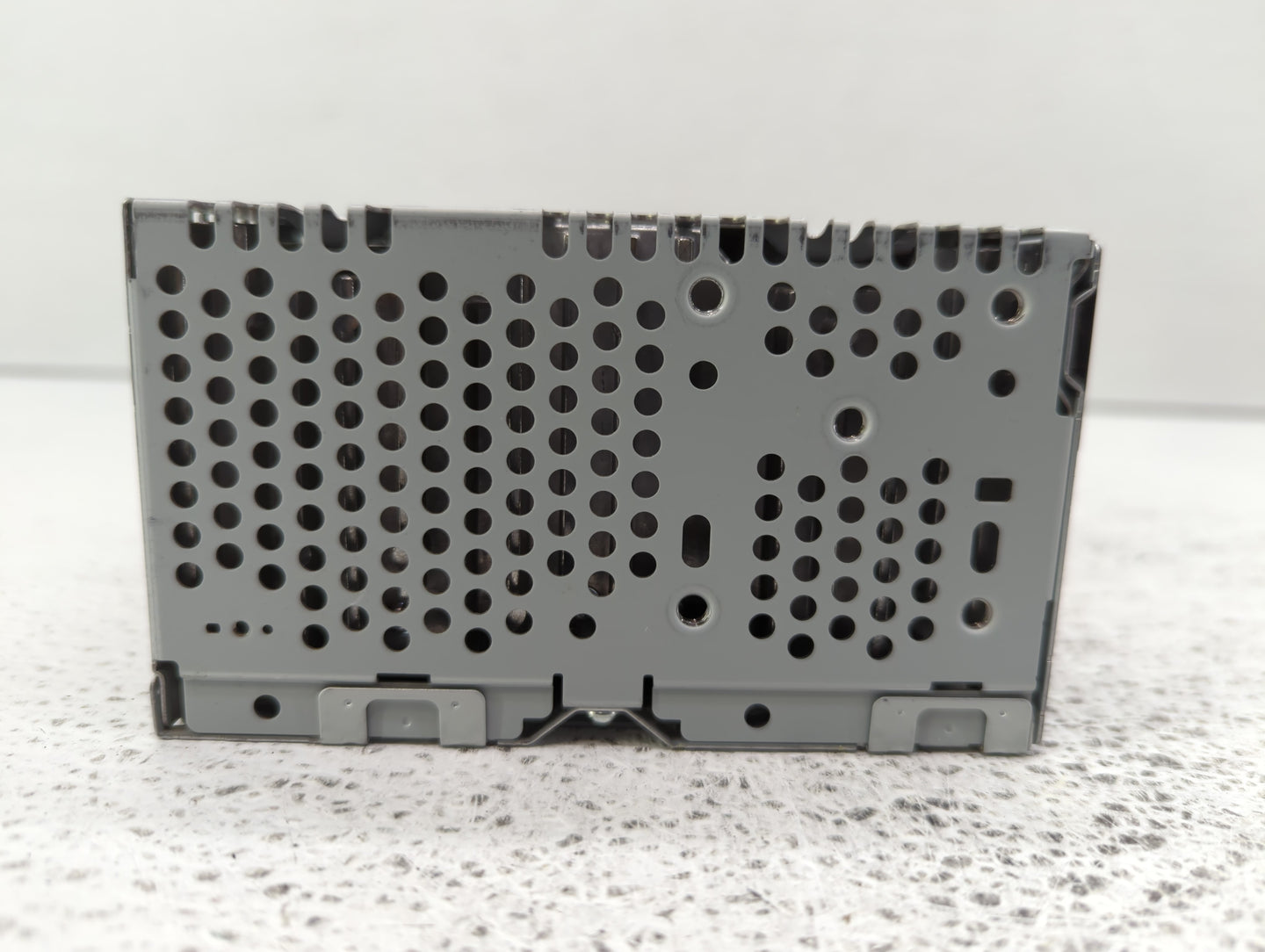 2016-2017 Ford Explorer Radio AM FM Cd Player Receiver Replacement P/N:HB5T-19C107-BB Fits Fits 2016 2017 OEM Used Auto Part