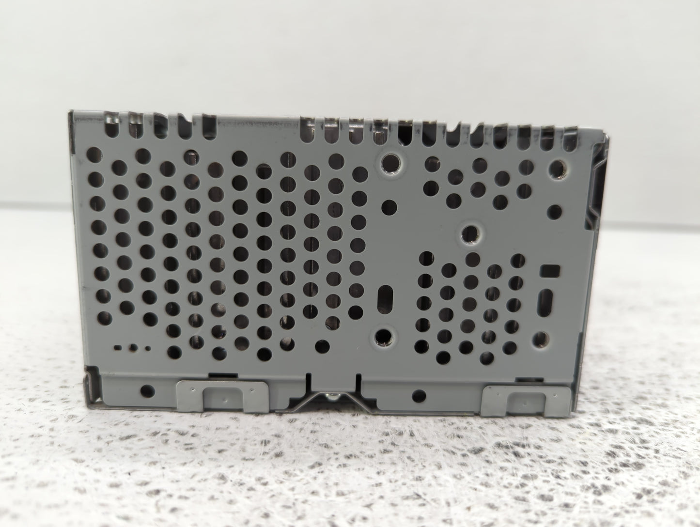 2016-2017 Ford Explorer Radio AM FM Cd Player Receiver Replacement P/N:HB5T-19C107-BB Fits Fits 2016 2017 OEM Used Auto Part