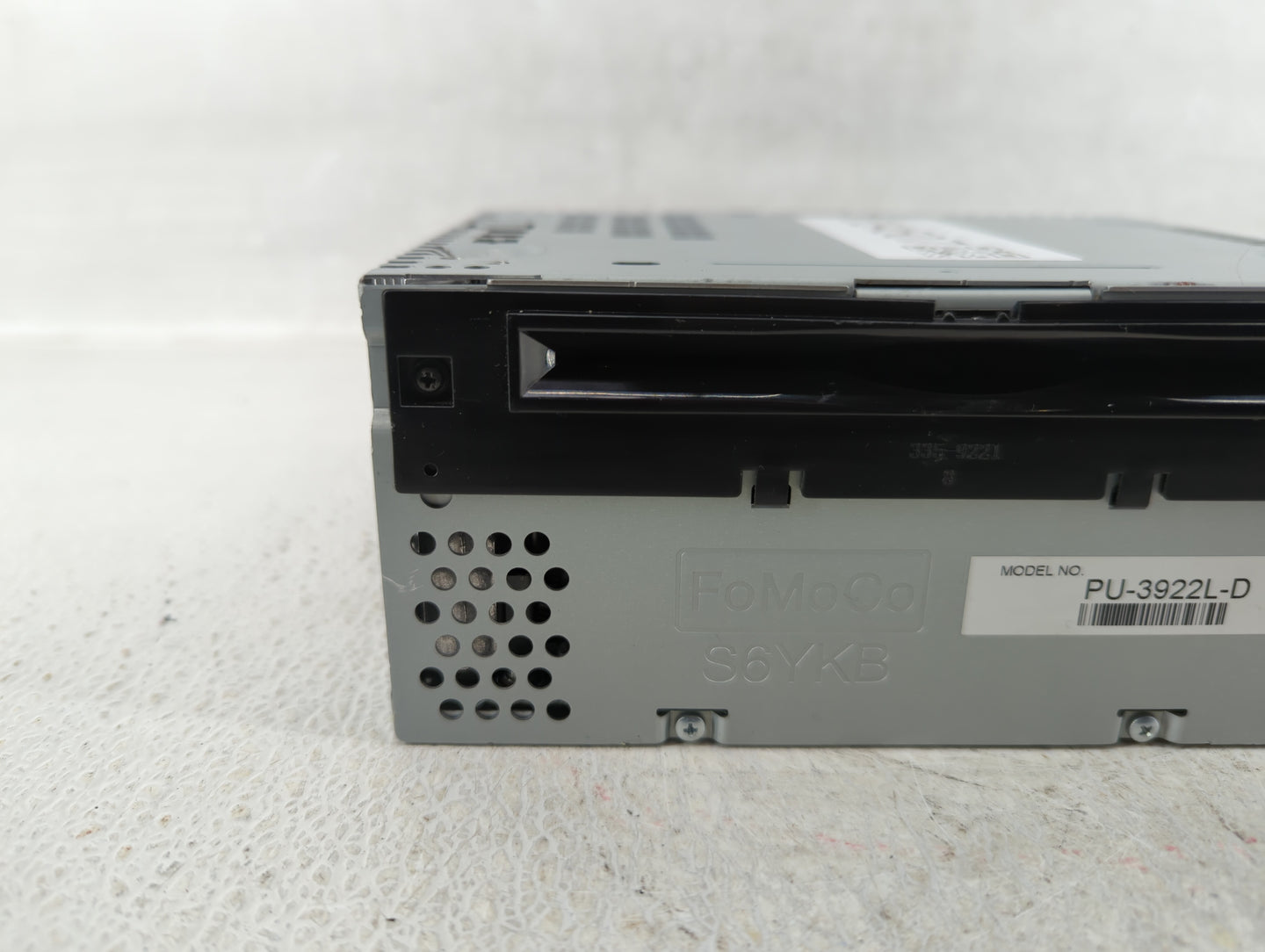 2017 Ford Explorer Radio AM FM Cd Player Receiver Replacement P/N:HB5T-19C107-BB Fits OEM Used Auto Parts - Oemusedautoparts