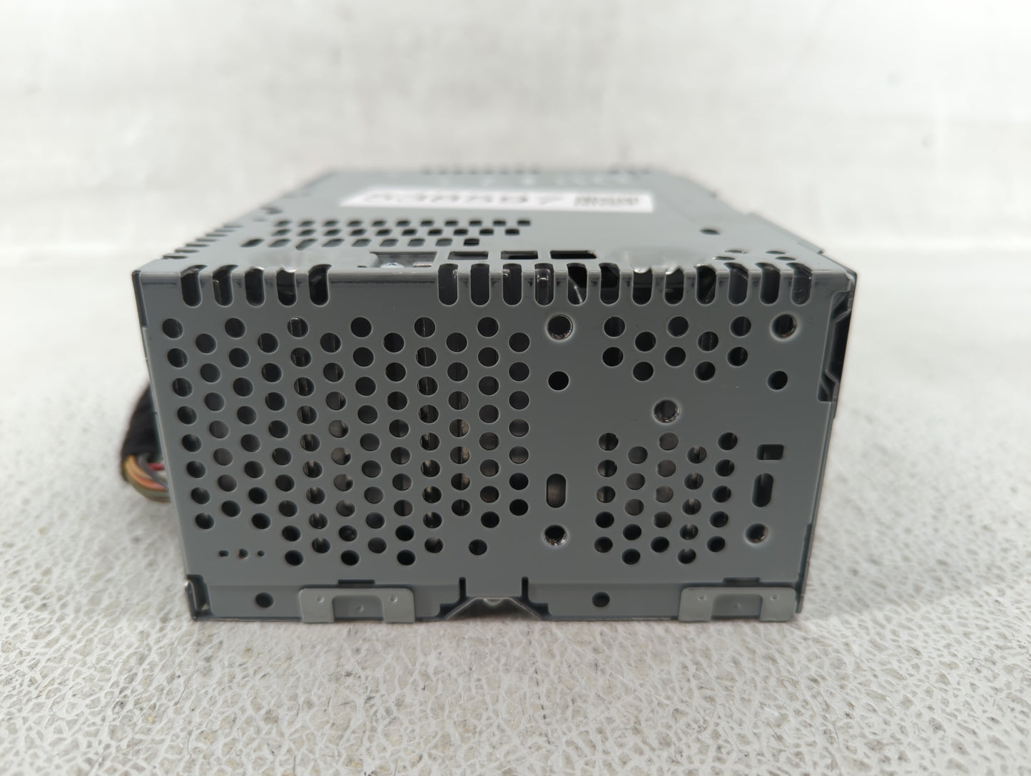 2016-2017 Ford Explorer Radio AM FM Cd Player Receiver Replacement P/N:GB5T-19C107-BG Fits Fits 2016 2017 OEM Used Auto Part