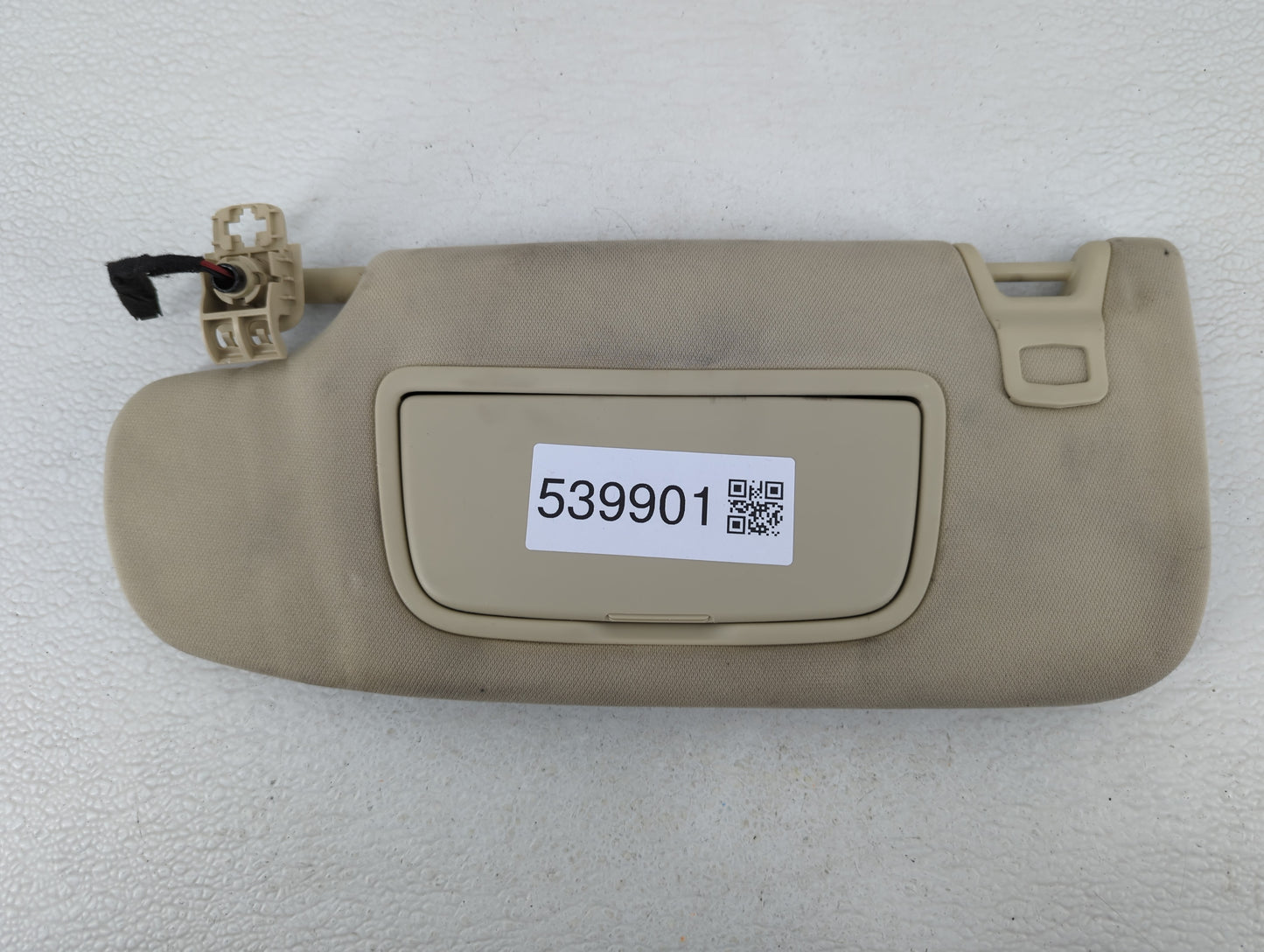 2017 Ford Explorer Sun Visor Shade Replacement Driver Left Mirror Fits OEM Used Auto Parts - Oemusedautoparts1.com