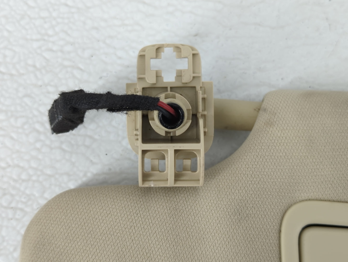 2017 Ford Explorer Sun Visor Shade Replacement Driver Left Mirror Fits OEM Used Auto Parts - Oemusedautoparts1.com