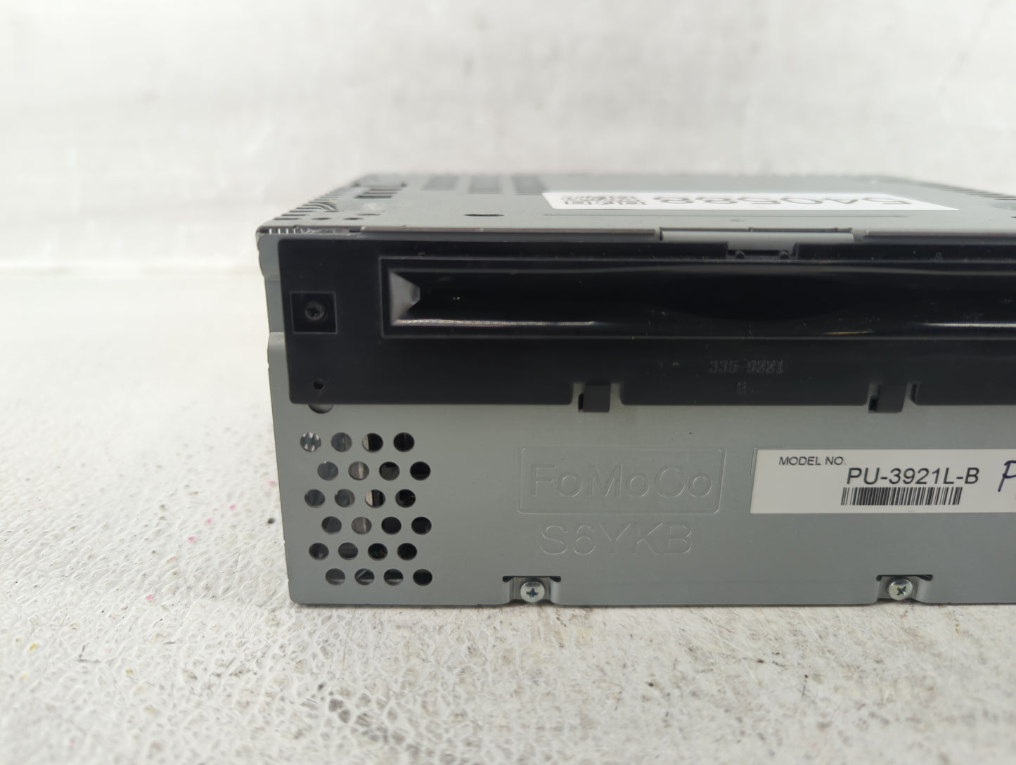 2016-2017 Ford Explorer Am Fm Cd Player Radio Receiver - Oemusedautoparts1.com