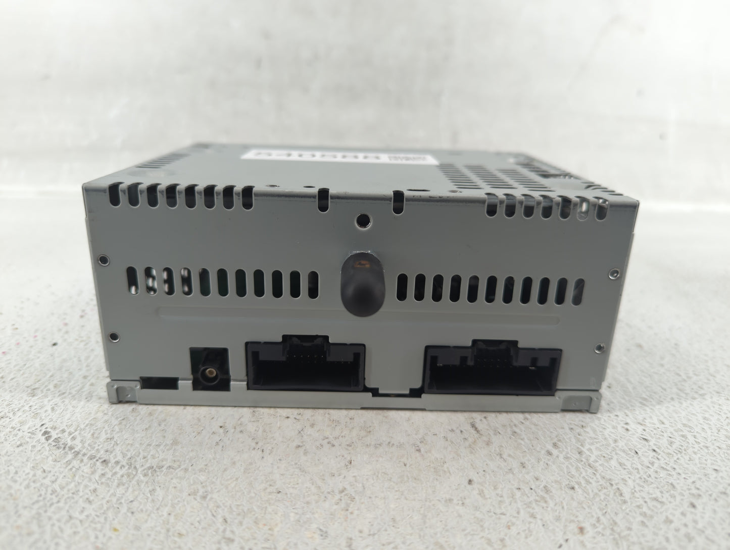 2016-2017 Ford Explorer Am Fm Cd Player Radio Receiver - Oemusedautoparts1.com