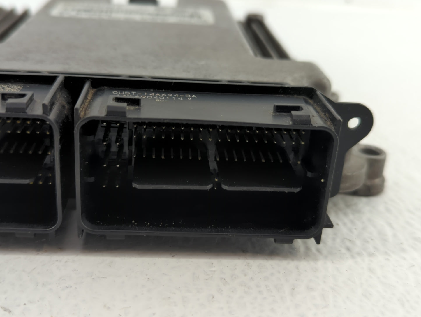 2016-2019 Ford Explorer PCM Engine Control Computer ECU ECM PCU OEM P/N:FB5A-12B684-CA GB5A-12A650-YA Fits OEM Used Auto Par