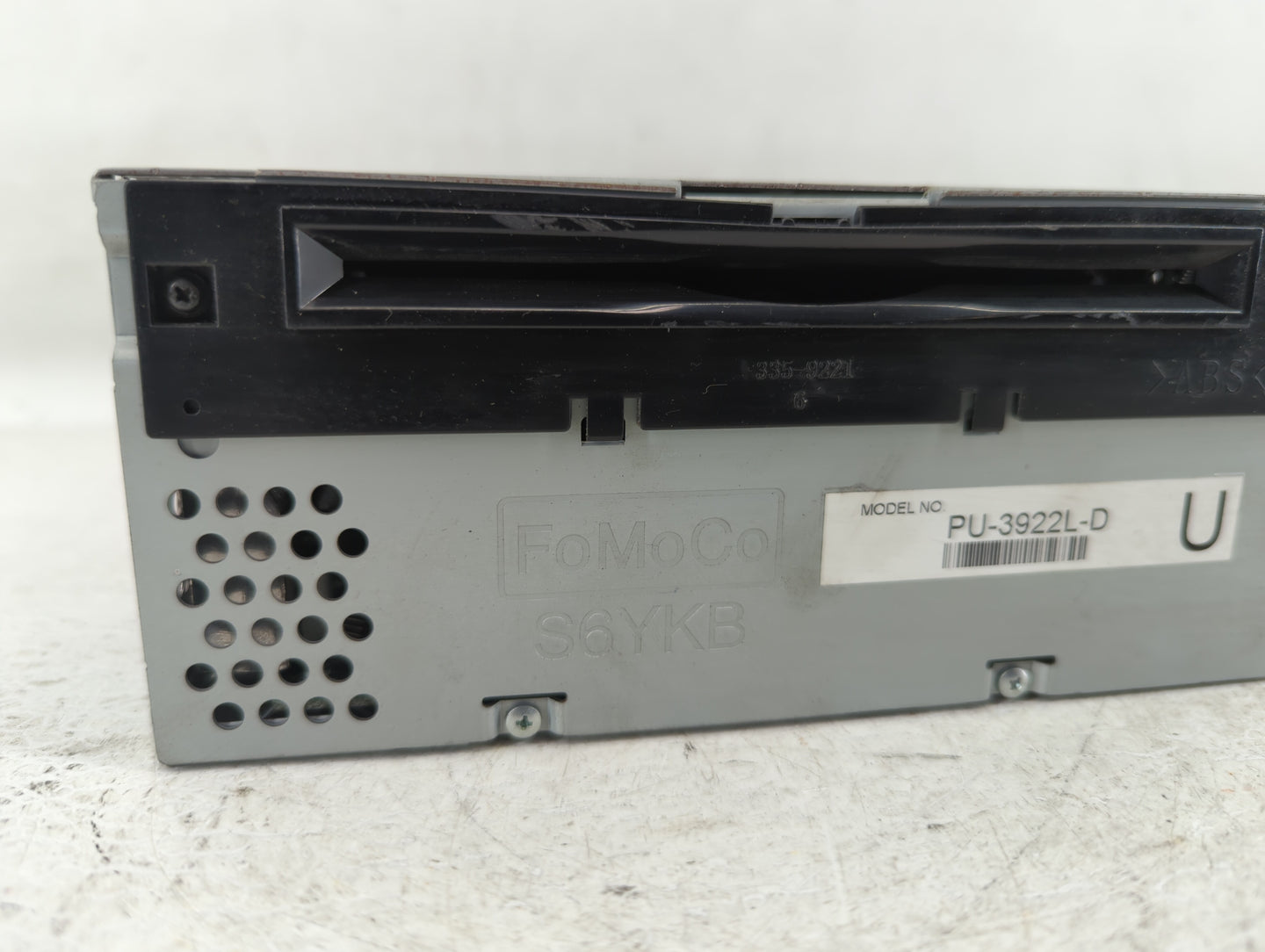 2017 Ford Explorer Radio AM FM Cd Player Receiver Replacement P/N:HB5T-19C107-BB Fits OEM Used Auto Parts - Oemusedautoparts
