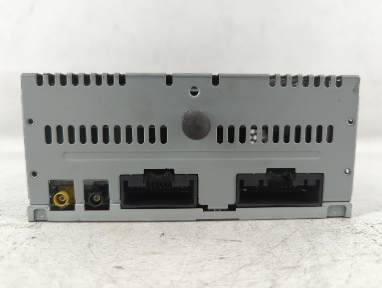 2017 Ford Explorer Radio AM FM Cd Player Receiver Replacement P/N:HB5T-19C107-BB Fits OEM Used Auto Parts - Oemusedautoparts