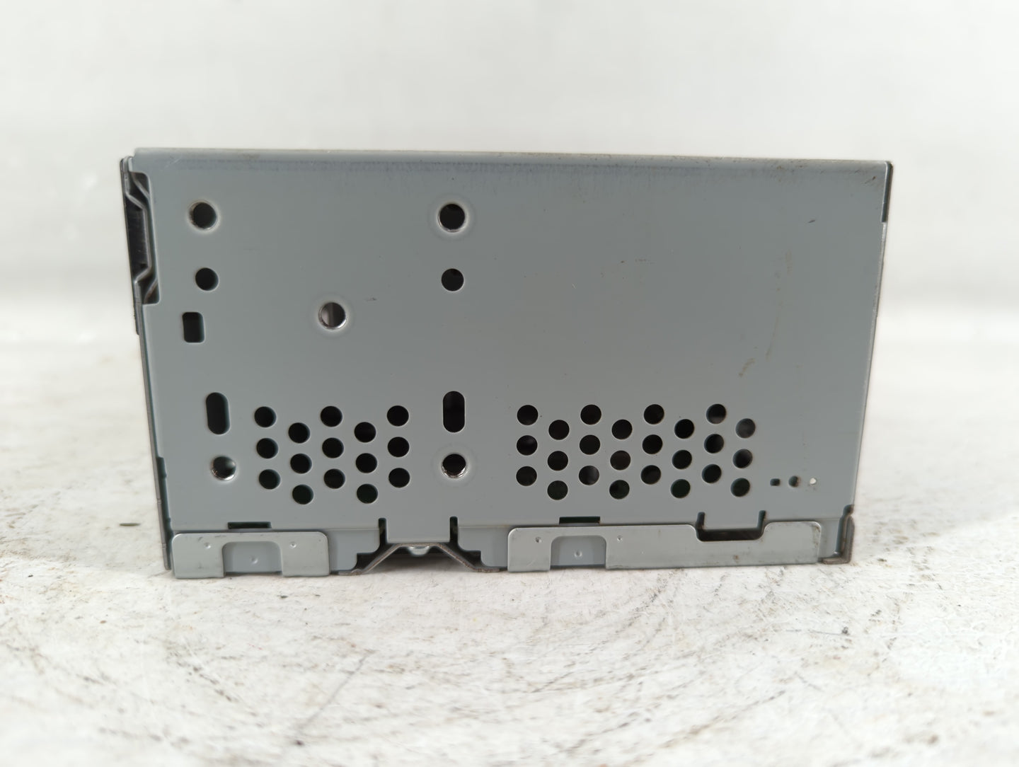 2016-2017 Ford Explorer Am Fm Cd Player Radio Receiver - Oemusedautoparts1.com