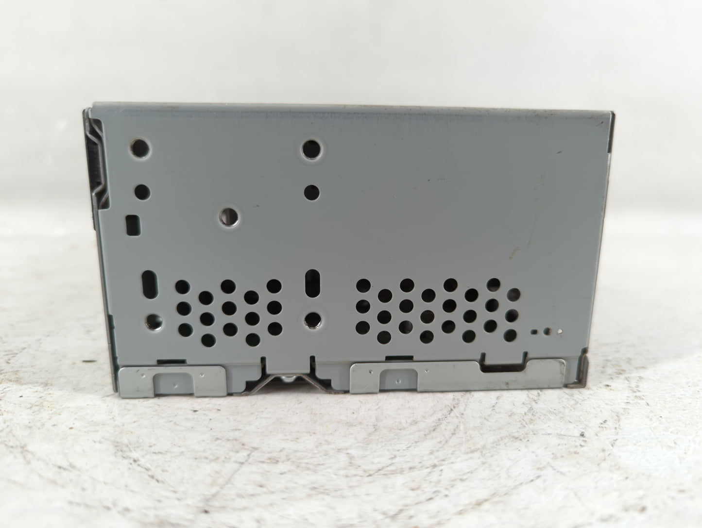 2016-2017 Ford Explorer Am Fm Cd Player Radio Receiver - Oemusedautoparts1.com