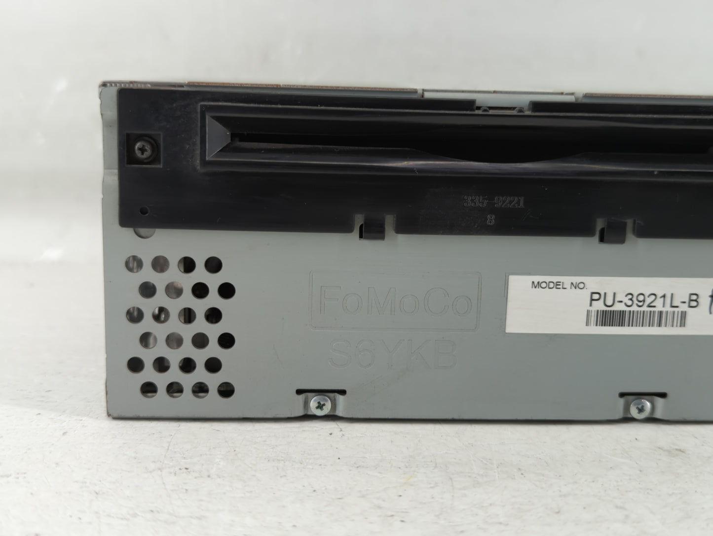 2016-2017 Ford Explorer Am Fm Cd Player Radio Receiver - Oemusedautoparts1.com