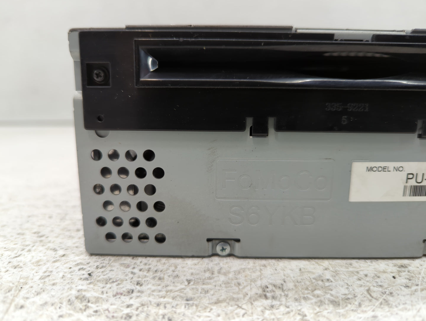 2017 Ford Explorer Radio AM FM Cd Player Receiver Replacement P/N:HB5T-19C107-BB HB5T-19C107-BA Fits OEM Used Auto Parts - O