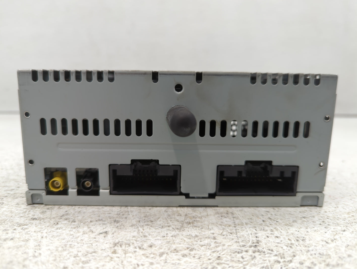2017 Ford Explorer Radio AM FM Cd Player Receiver Replacement P/N:HB5T-19C107-BB HB5T-19C107-BA Fits OEM Used Auto Parts - O