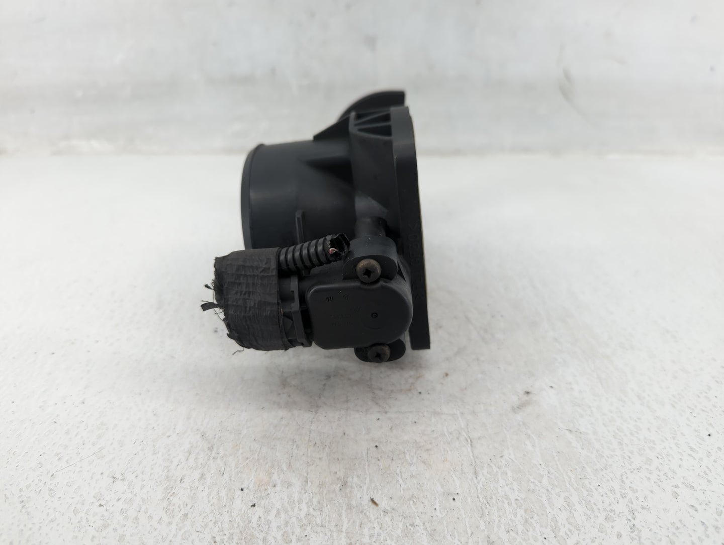 2016-2019 Ford Explorer Throttle Body P/N:1L50-CA Fits Fits 2014 2015 2016 2017 2018 2019 2020 2021 2022 OEM Used Auto Parts