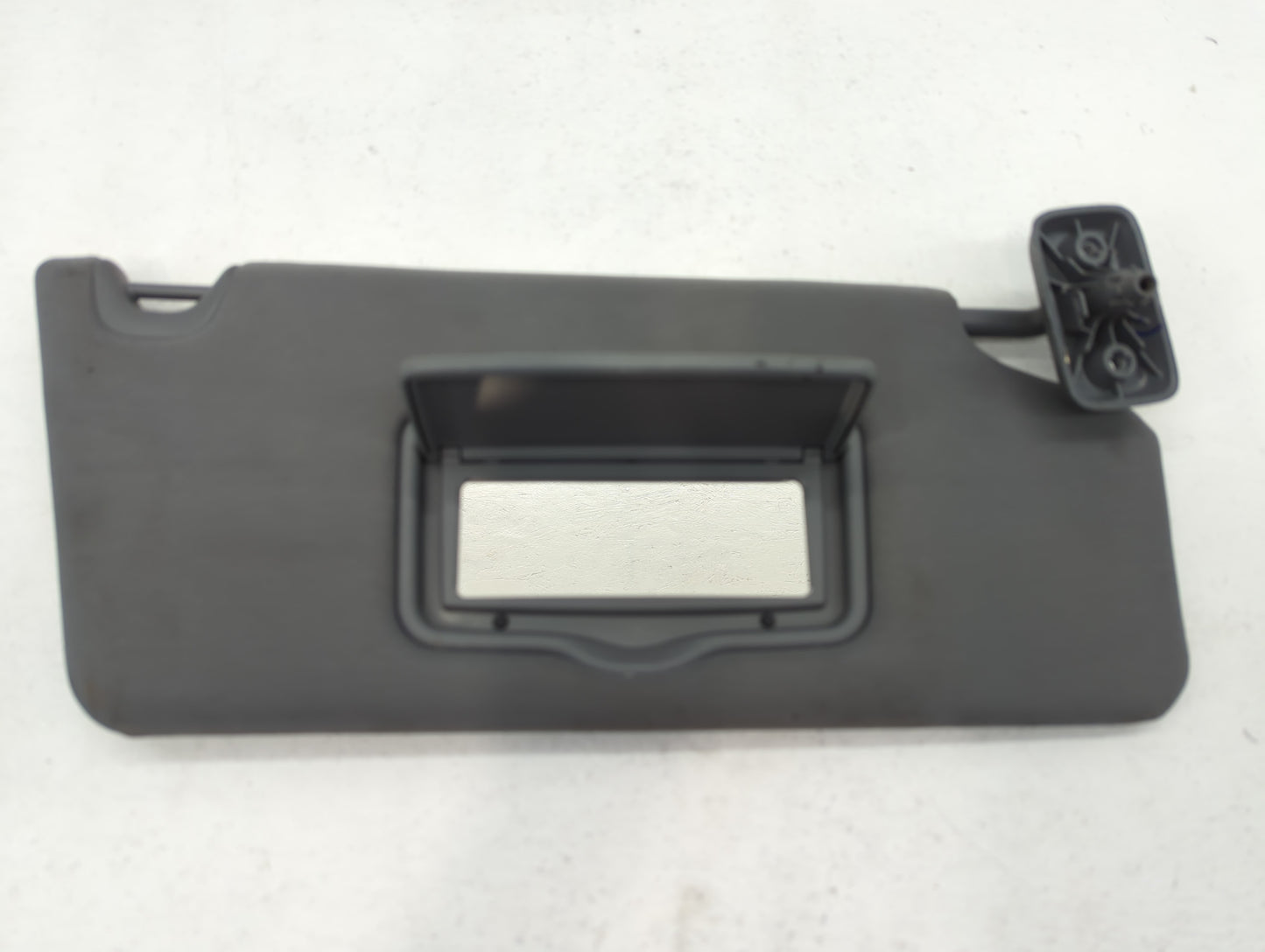 2017 Ford Explorer Sun Visor Shade Replacement Passenger Right Mirror Fits OEM Used Auto Parts - Oemusedautoparts1.com
