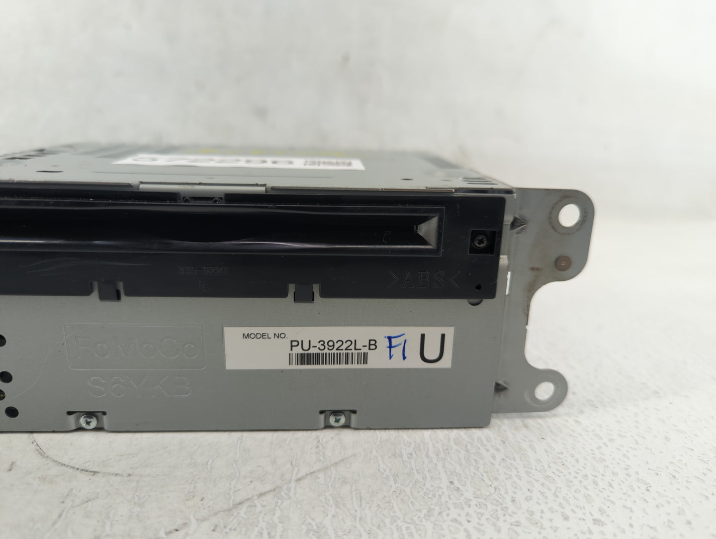 2016-2017 Ford Explorer Am Fm Cd Player Radio Receiver - Oemusedautoparts1.com