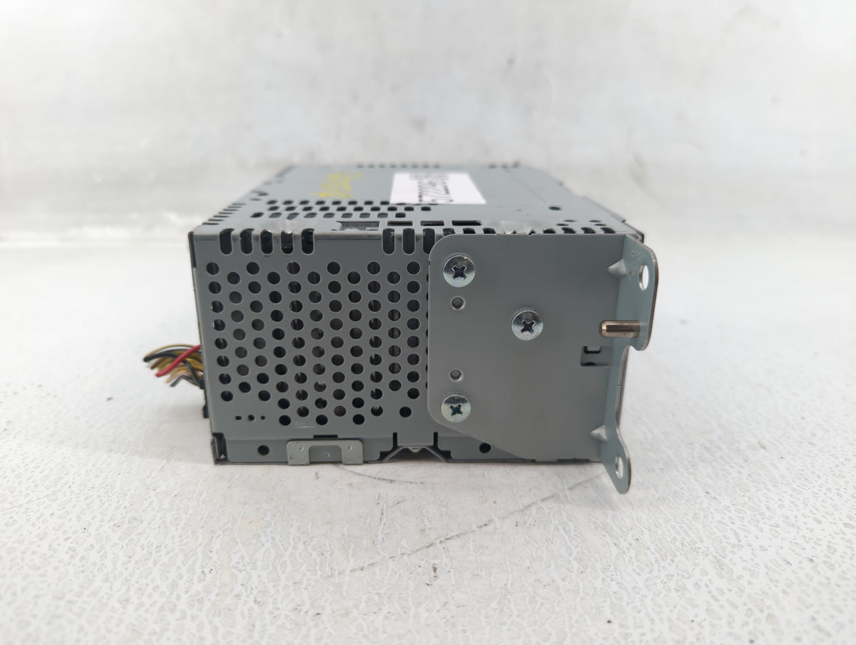 2016-2017 Ford Explorer Am Fm Cd Player Radio Receiver 572296 - Oemusedautoparts1.com