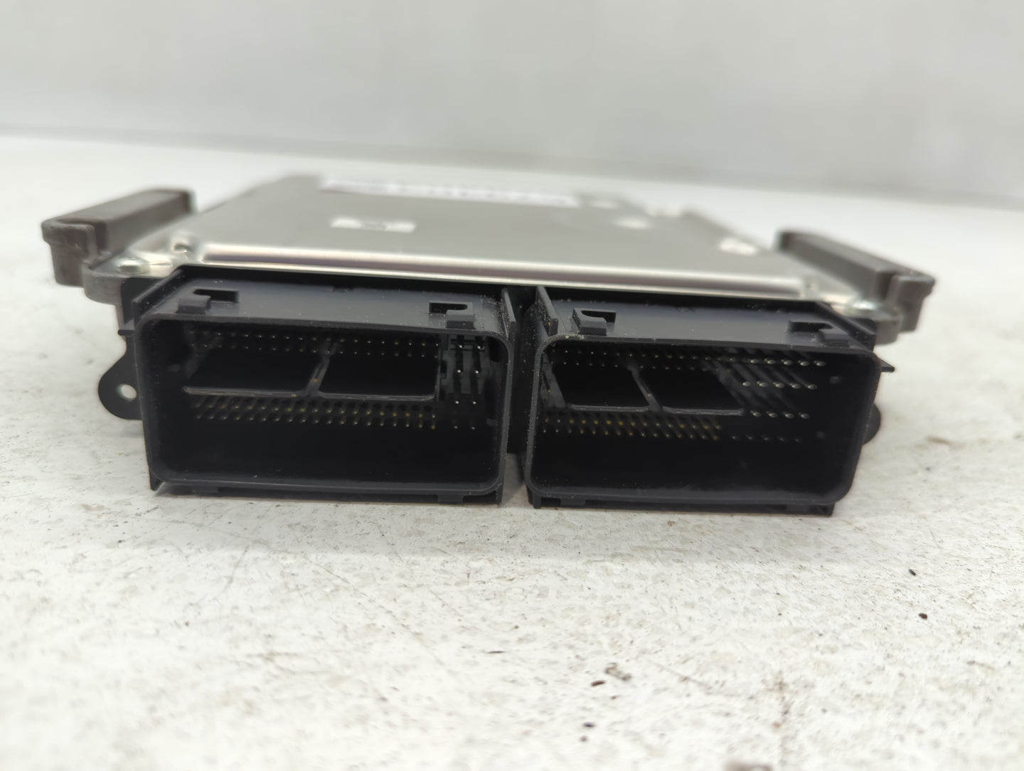 2016-2019 Ford Explorer PCM Engine Control Computer ECU ECM PCU OEM P/N:GB5A-12A650-YA Fits Fits 2015 2016 2017 2018 2019 OE