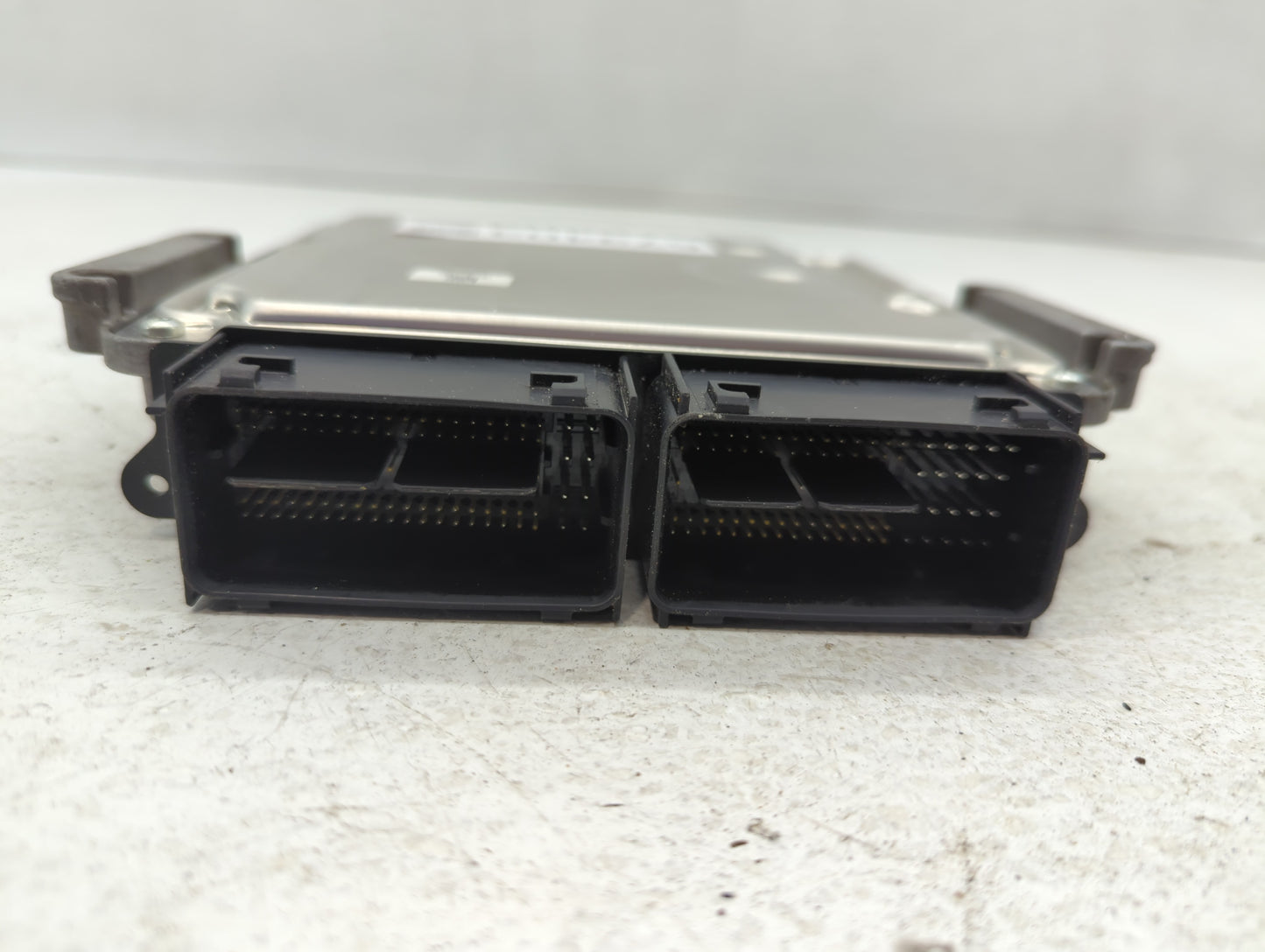 2016-2019 Ford Explorer PCM Engine Control Computer ECU ECM PCU OEM P/N:GB5A-12A650-YA Fits Fits 2015 2016 2017 2018 2019 OE