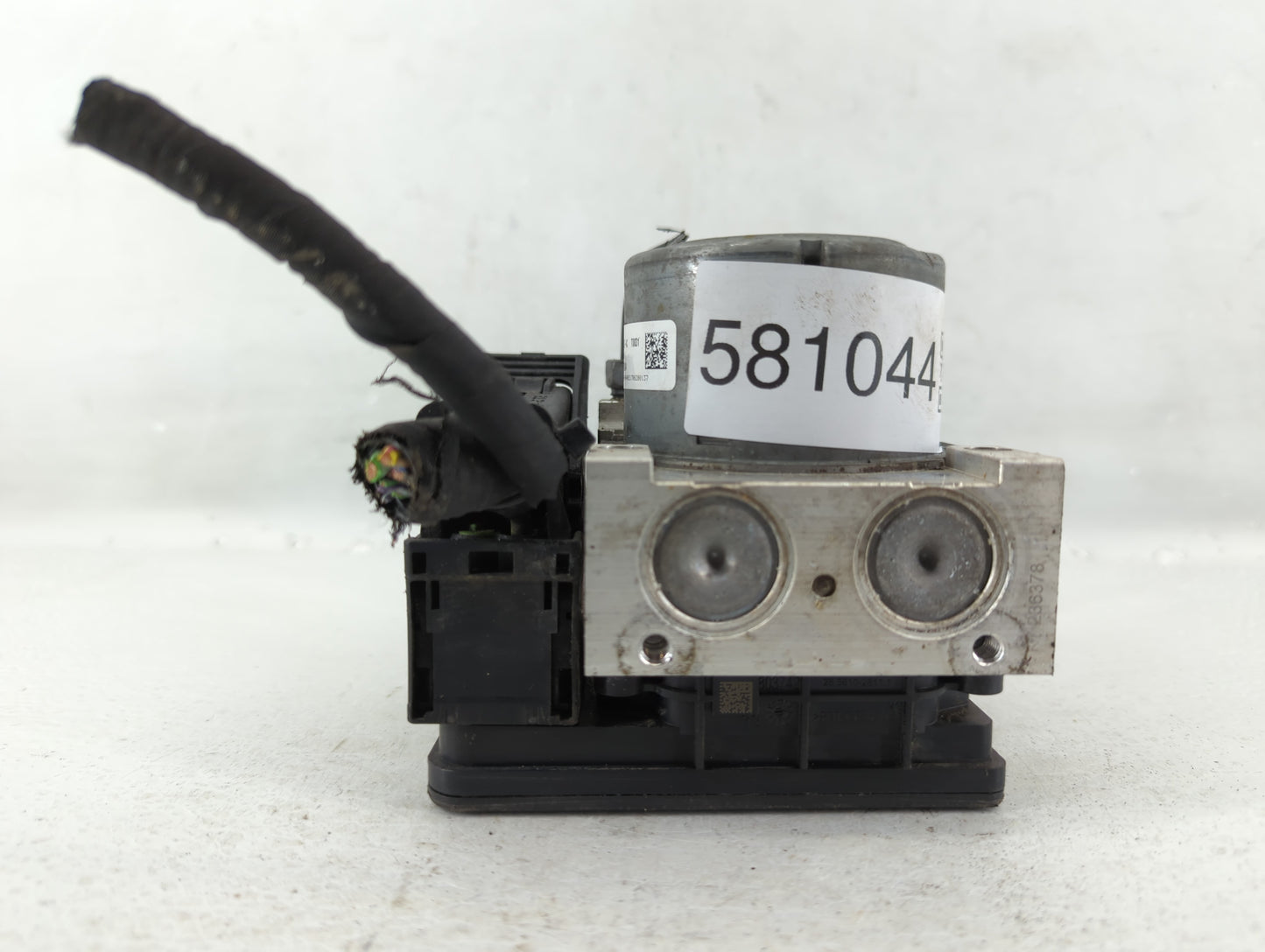 2017 Ford Explorer ABS Pump Control Module Replacement P/N:HB53-2C405-AC Fits OEM Used Auto Parts - Oemusedautoparts1.com