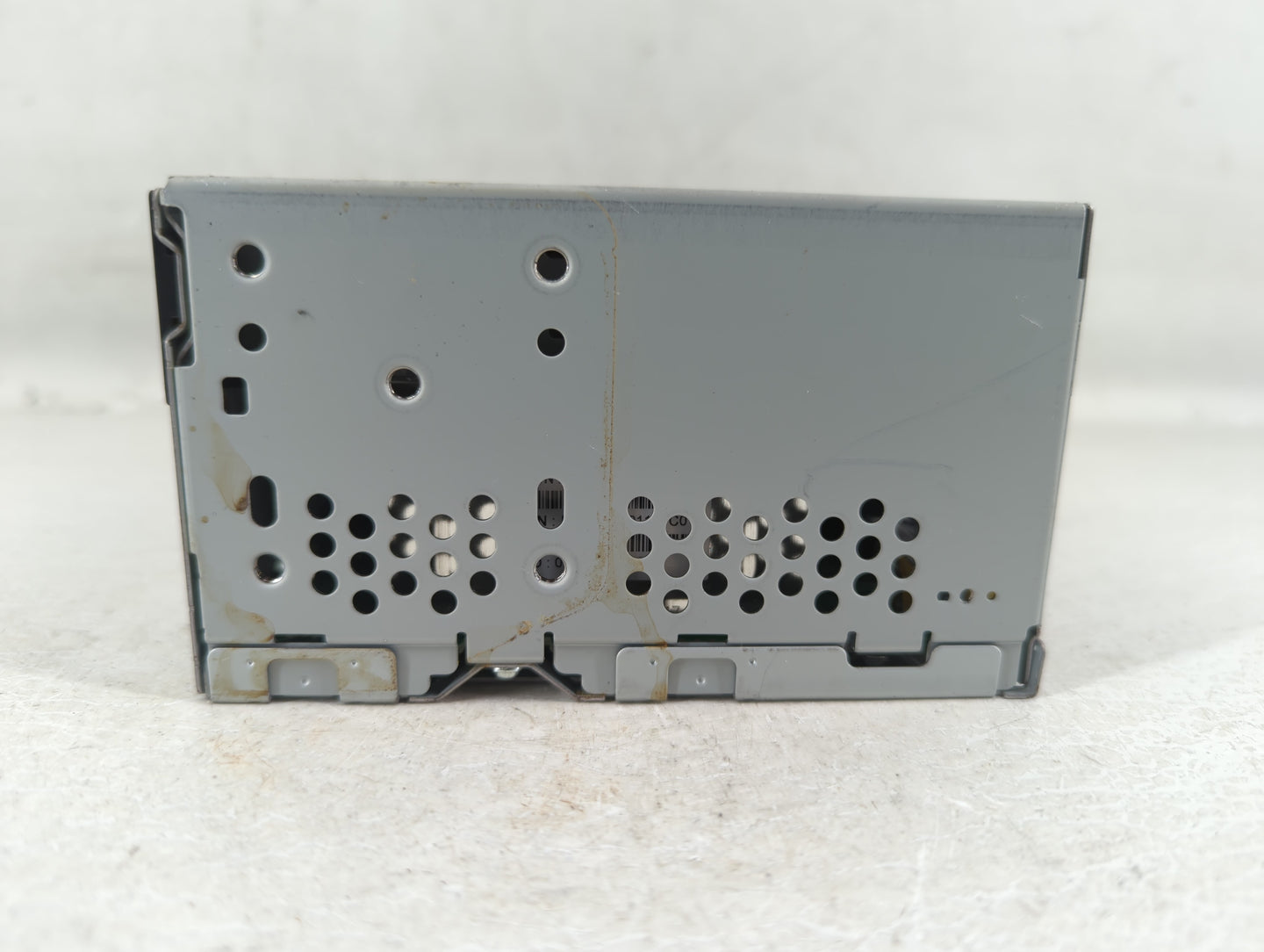 2016-2017 Ford Explorer Am Fm Cd Player Radio Receiver - Oemusedautoparts1.com