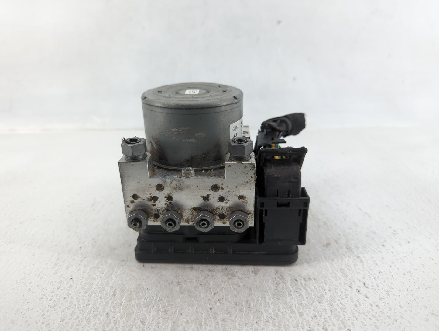 2017 Ford Explorer ABS Pump Control Module Replacement P/N:HB53-2C405-AC Fits OEM Used Auto Parts - Oemusedautoparts1.com