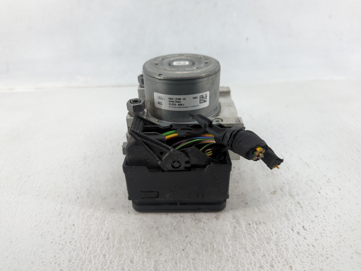 2017 Ford Explorer ABS Pump Control Module Replacement P/N:HB53-2C405-AC Fits OEM Used Auto Parts - Oemusedautoparts1.com