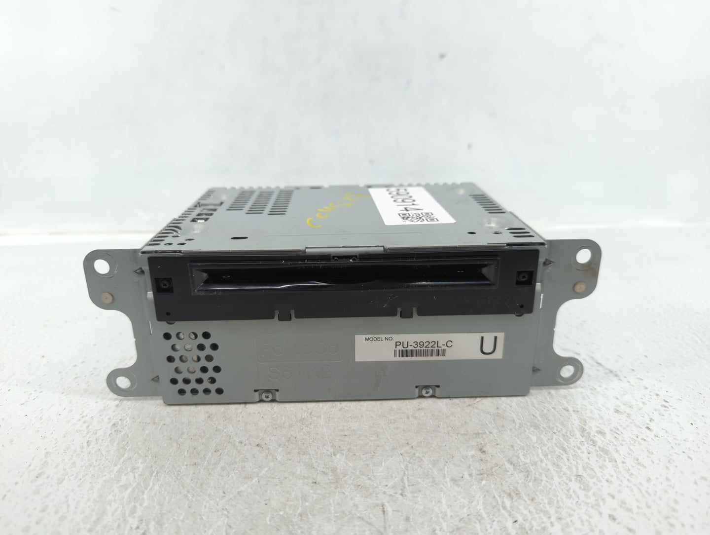 2017 Ford Explorer Am Fm Cd Player Radio Receiver - Oemusedautoparts1.com