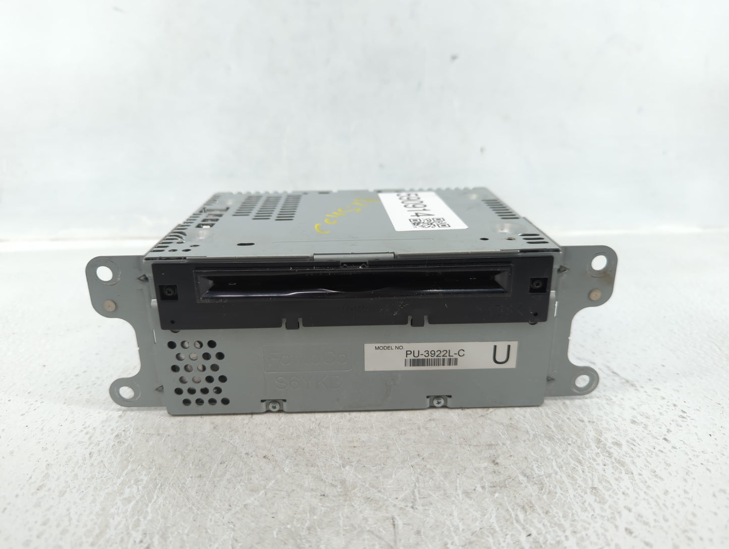 2017 Ford Explorer Am Fm Cd Player Radio Receiver - Oemusedautoparts1.com