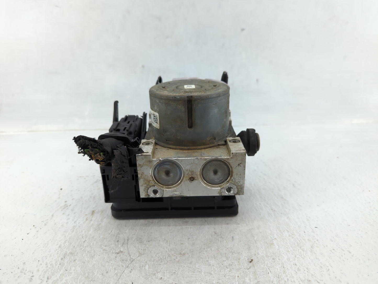 2017 Ford Explorer ABS Pump Control Module Replacement P/N:HB53-2C405-AC Fits OEM Used Auto Parts - Oemusedautoparts1.com