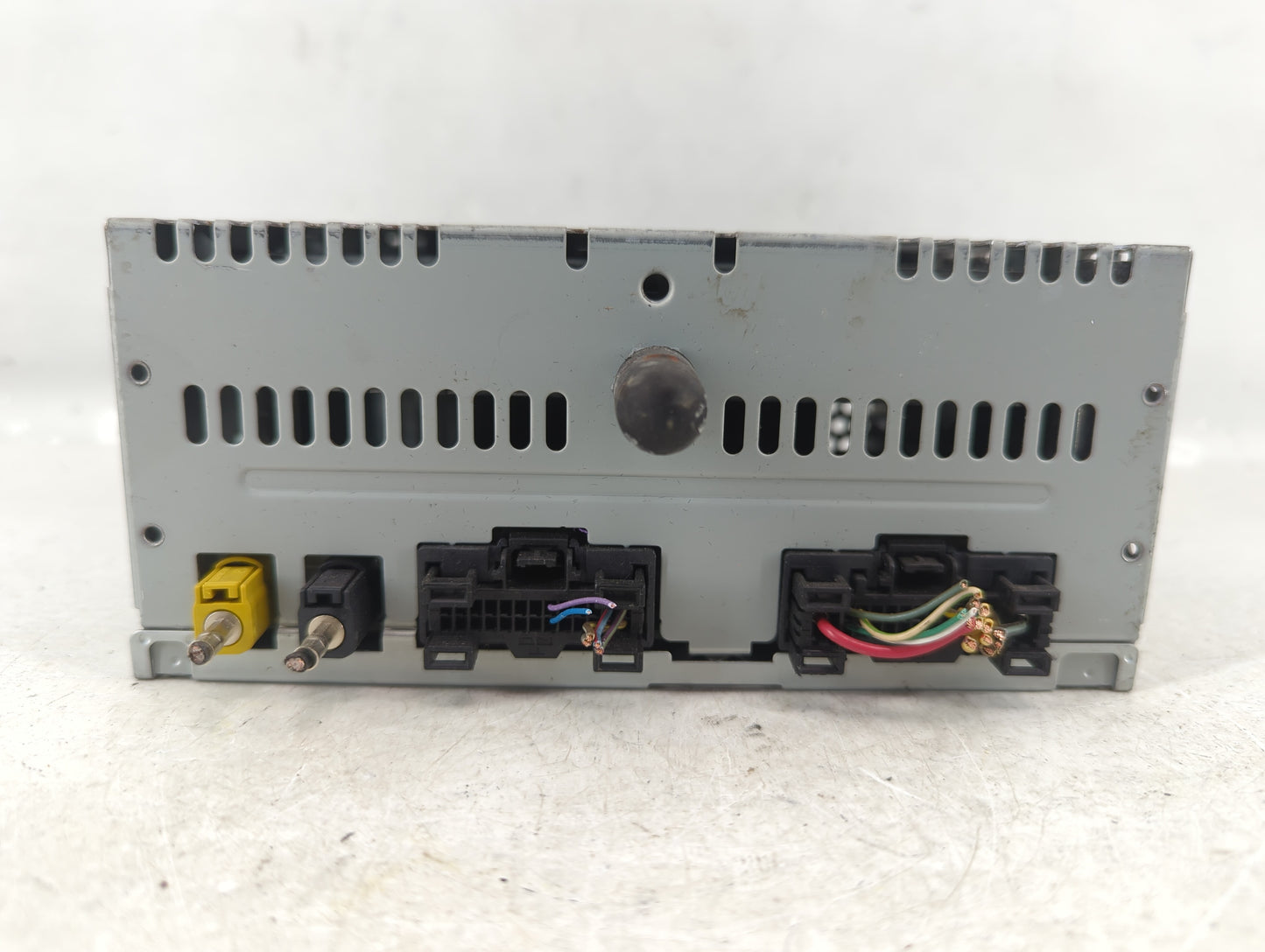 2017 Ford Explorer Radio AM FM Cd Player Receiver Replacement P/N:HB5T-19C107-BB HB5T-19C107-BA Fits OEM Used Auto Parts - O