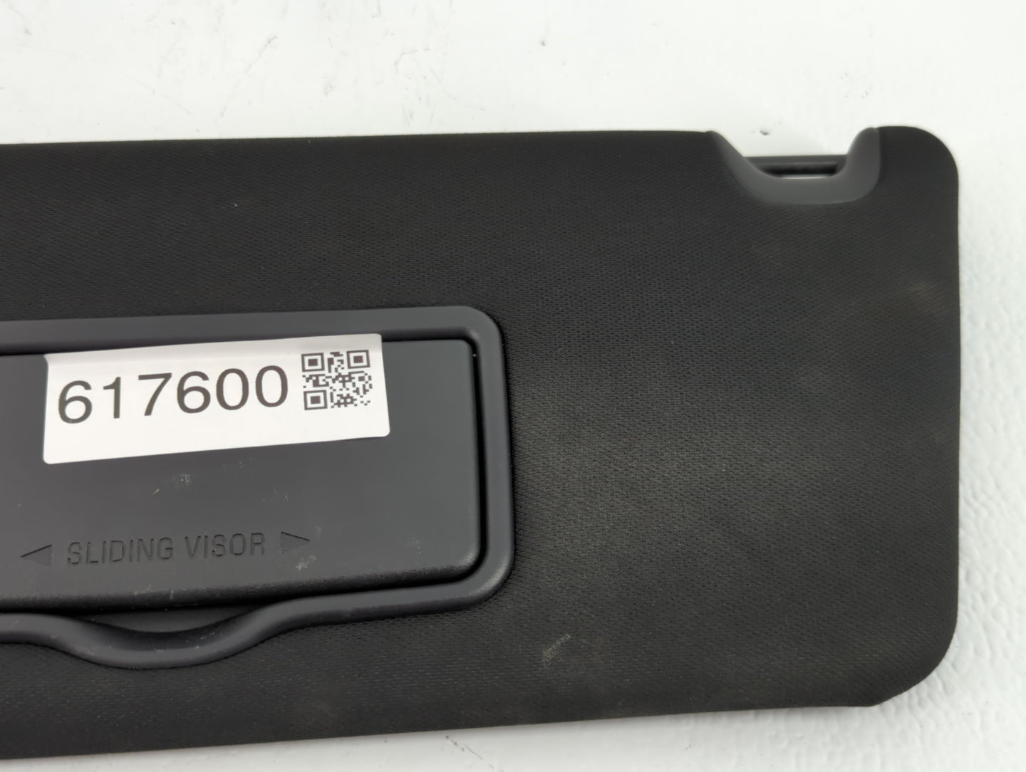 2017 Ford Explorer Sun Visor Shade Replacement Passenger Right Mirror Fits OEM Used Auto Parts - Oemusedautoparts1.com