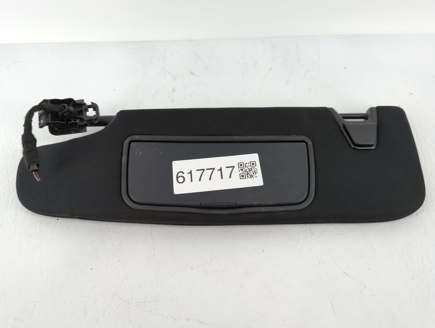 2017 Ford Explorer Sun Visor Shade Replacement Driver Left Mirror Fits OEM Used Auto Parts - Oemusedautoparts1.com