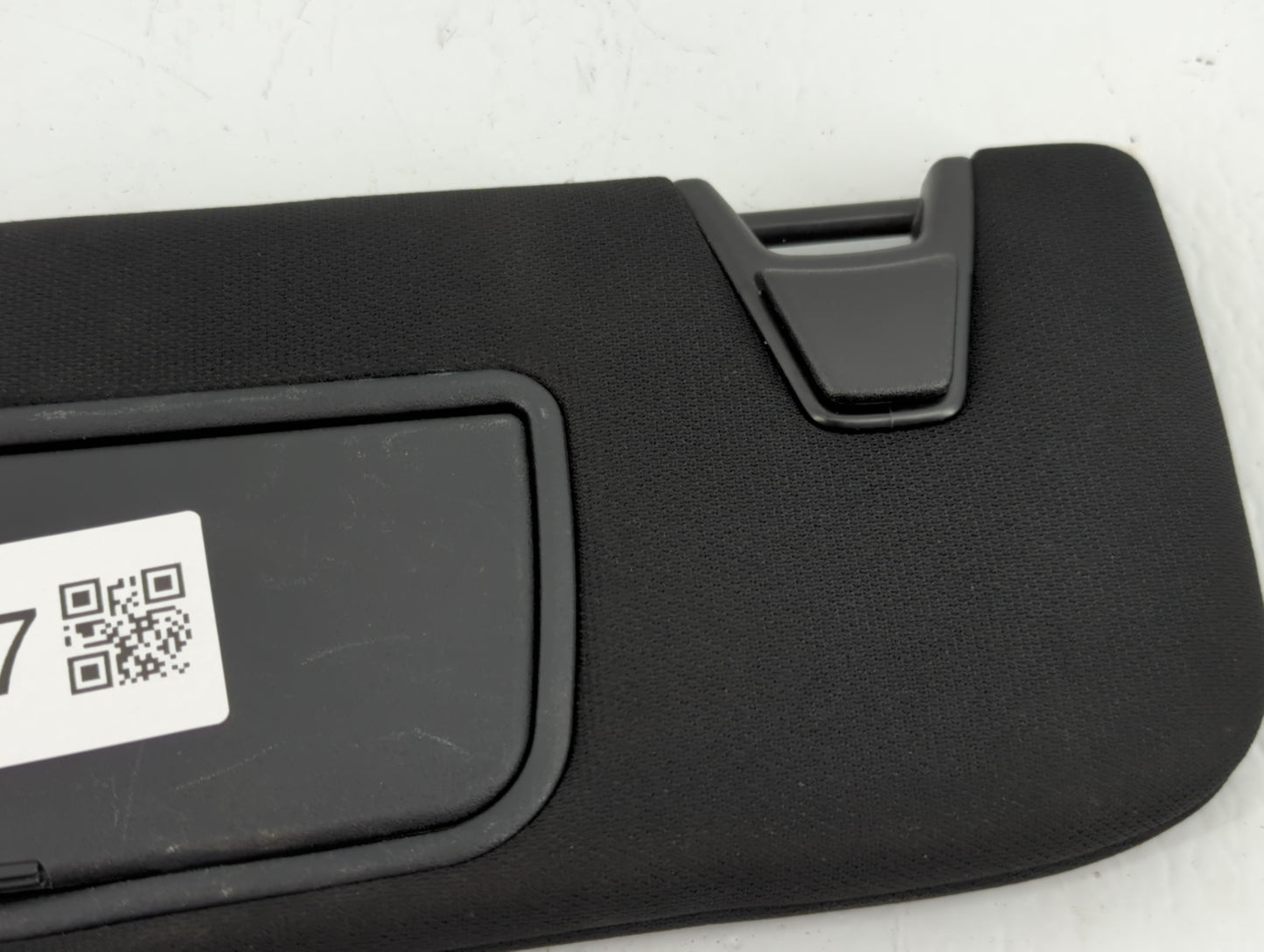 2017 Ford Explorer Sun Visor Shade Replacement Driver Left Mirror Fits OEM Used Auto Parts - Oemusedautoparts1.com