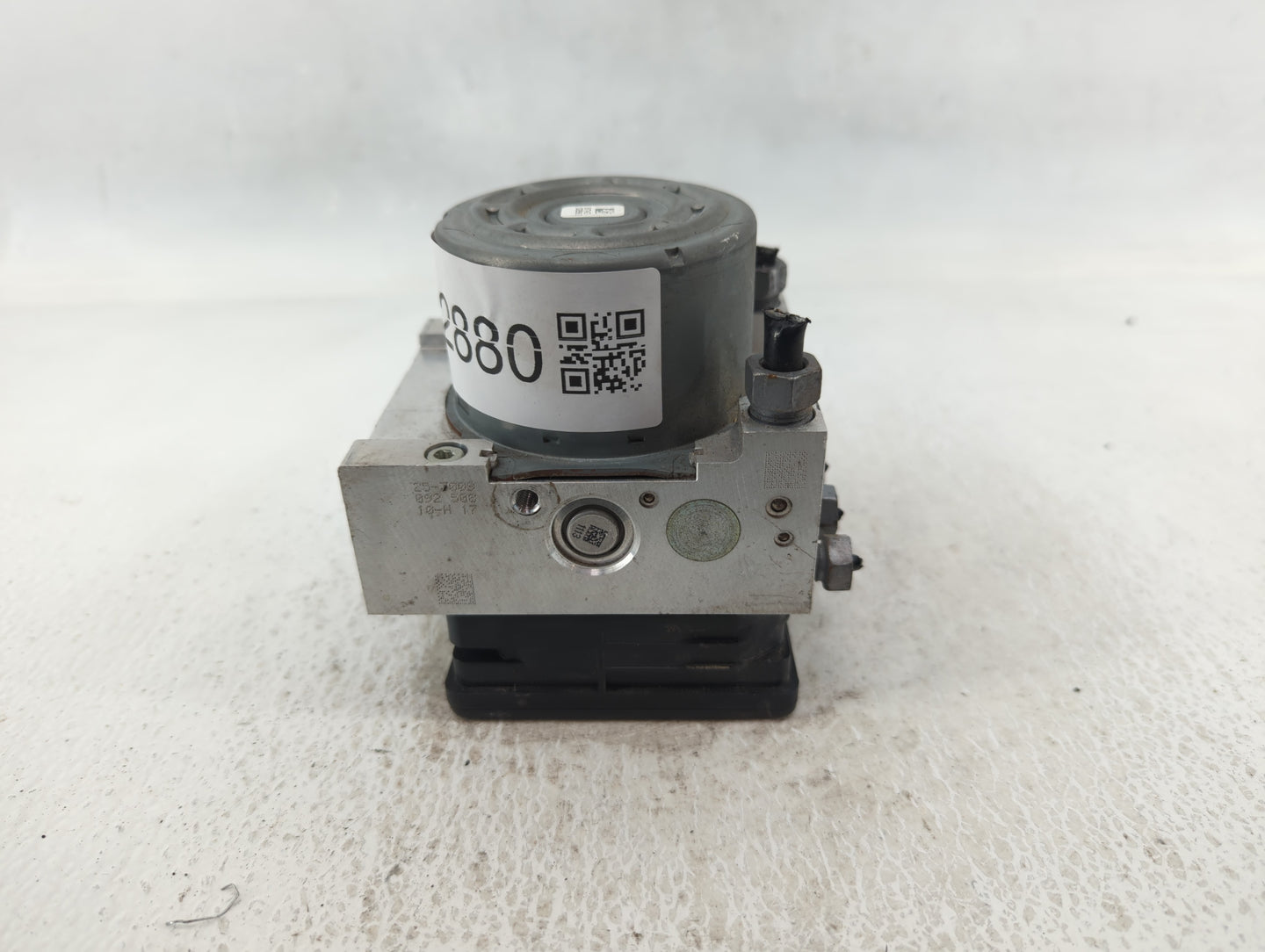 2017 Ford Explorer ABS Pump Control Module Replacement P/N:FB53-2C405-AF Fits OEM Used Auto Parts - Oemusedautoparts1.com
