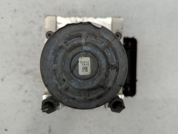 2017 Ford Explorer ABS Pump Control Module Replacement P/N:HB53-2C405-AC Fits OEM Used Auto Parts