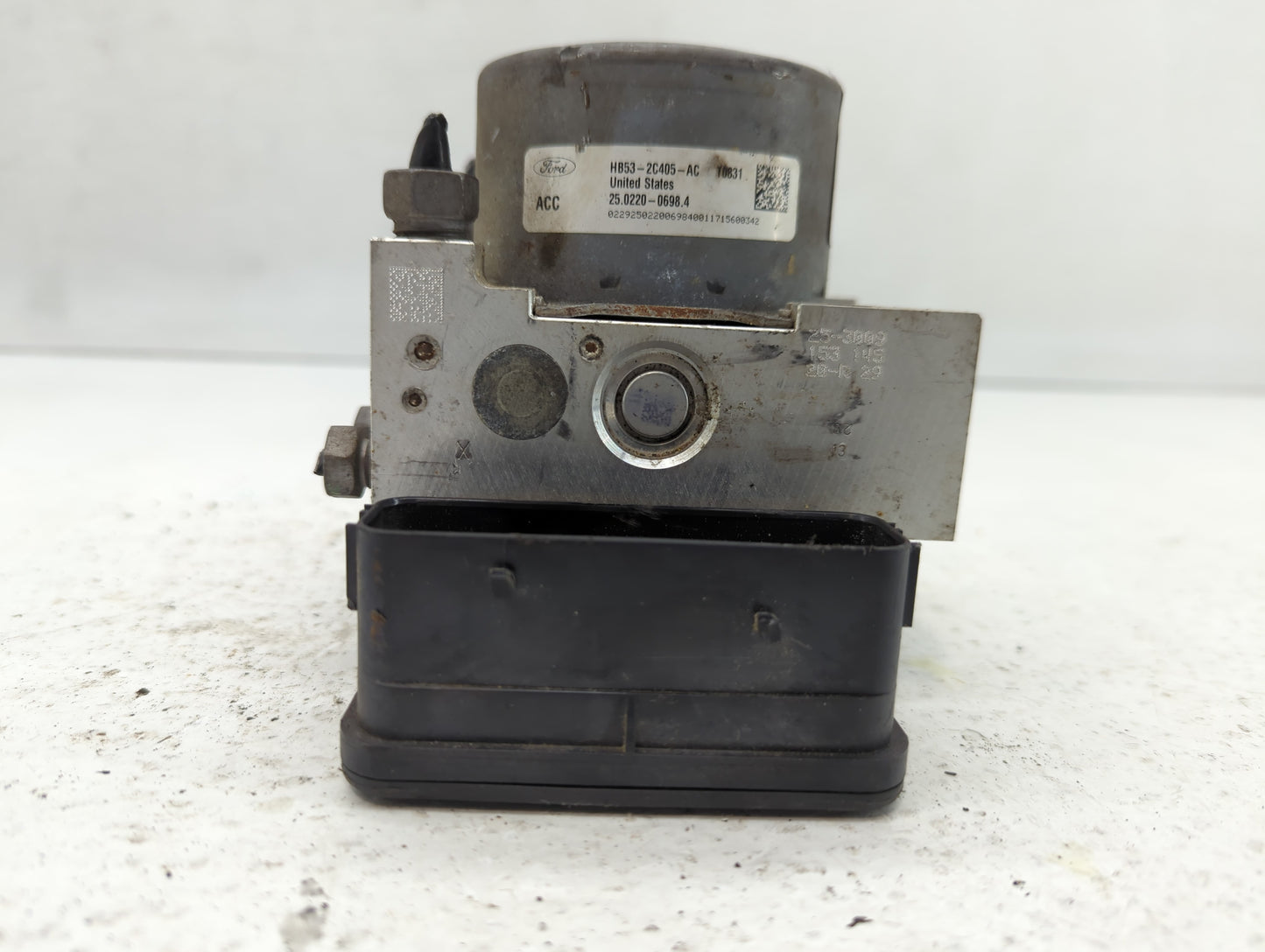2017 Ford Explorer ABS Pump Control Module Replacement P/N:HB53-2C405-AC Fits OEM Used Auto Parts - Oemusedautoparts1.com
