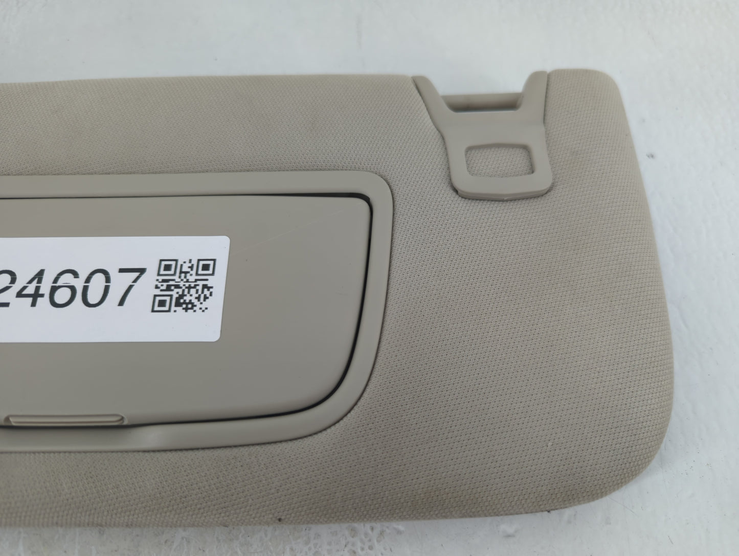 2017 Ford Explorer Sun Visor Shade Replacement Driver Left Mirror Fits OEM Used Auto Parts - Oemusedautoparts1.com