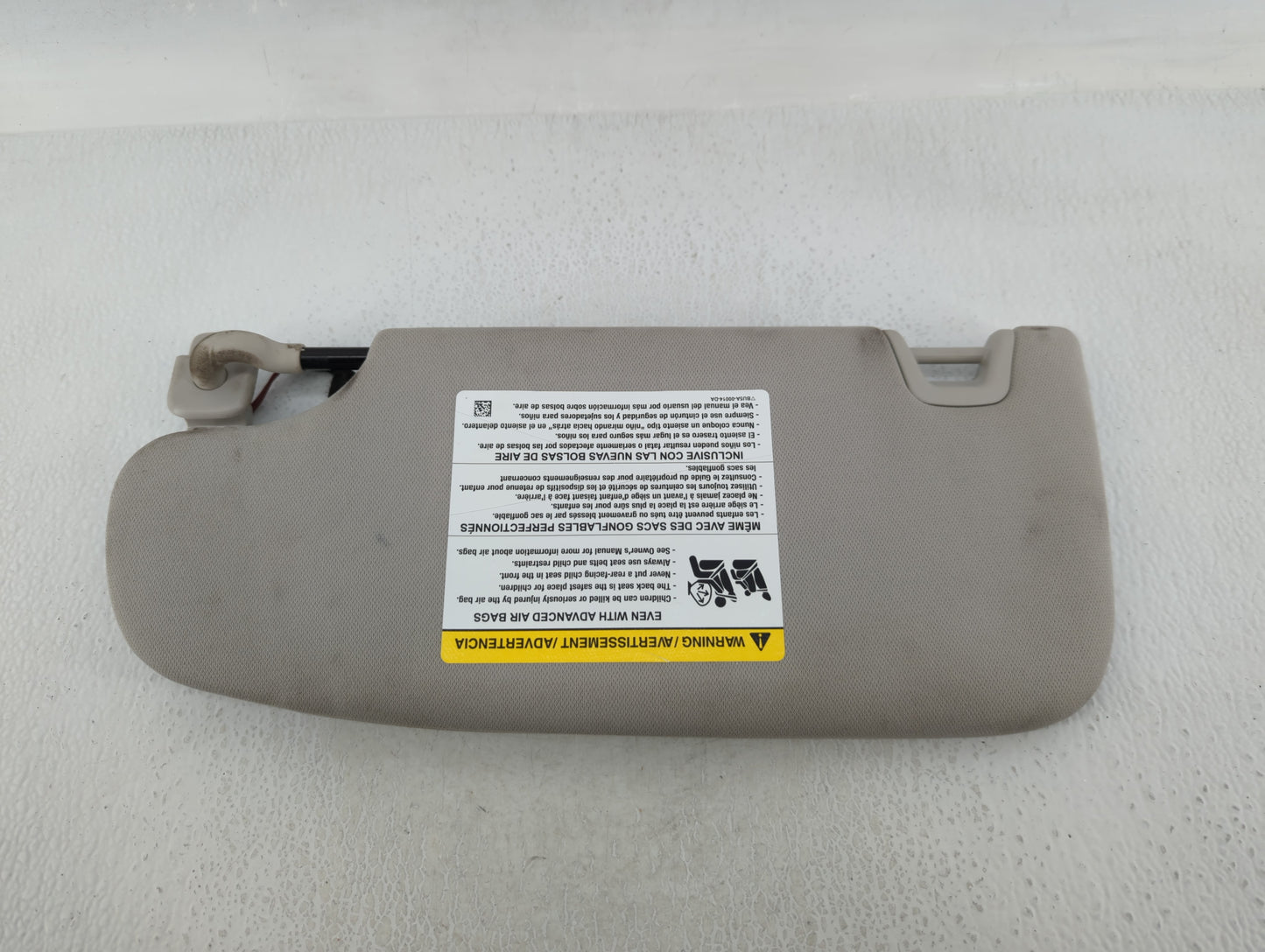 2017 Ford Explorer Sun Visor Shade Replacement Passenger Right Mirror Fits OEM Used Auto Parts - Oemusedautoparts1.com