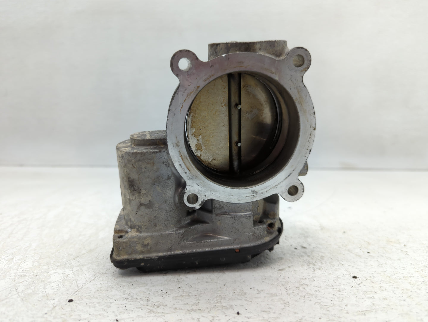 2011-2019 Ford Explorer Throttle Body P/N:AT4E-9F991-EE Fits Fits 2011 2012 2013 2014 2015 2016 2017 2018 2019 OEM Used Auto