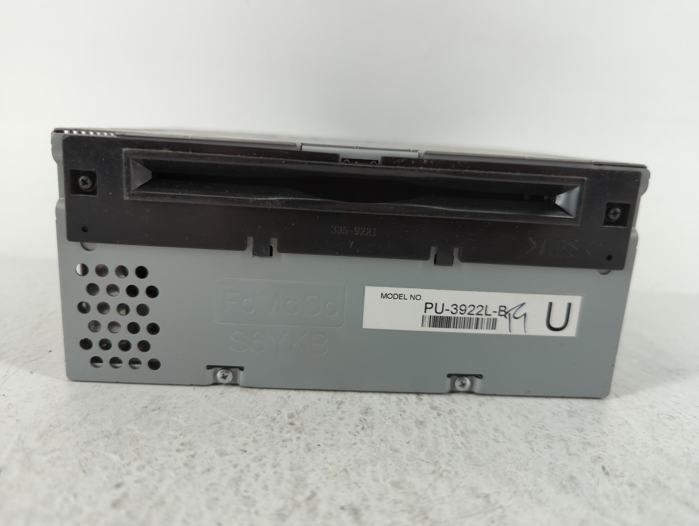 2016-2017 Ford Explorer Am Fm Cd Player Radio Receiver - Oemusedautoparts1.com